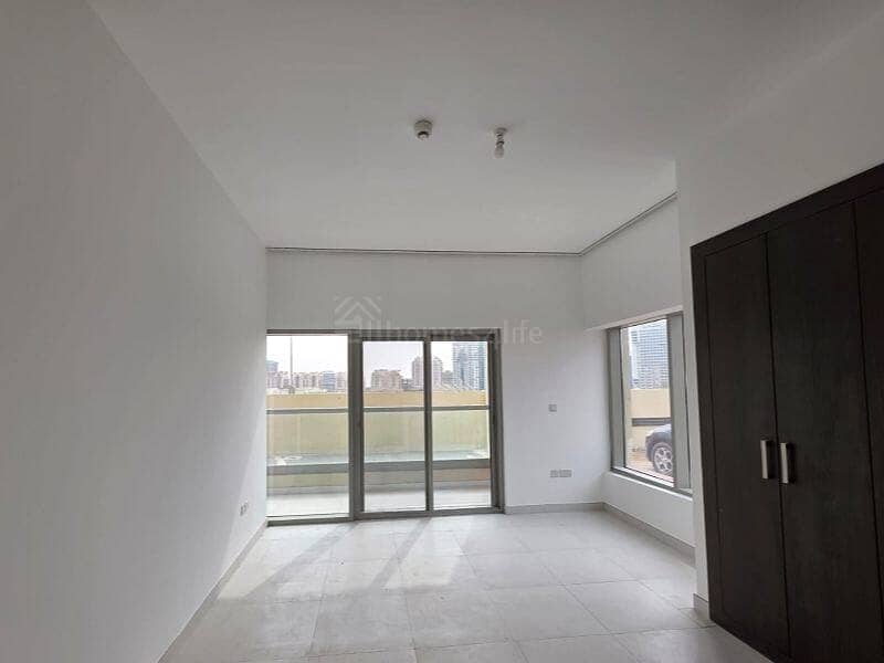 Bright Spacious Community | Apartment Flexible | - Image 17