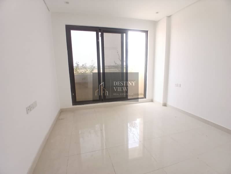 Brand New 1BHK Apartment with Balcony | 2 Washrooms | 1000 Sqft | Only 44K