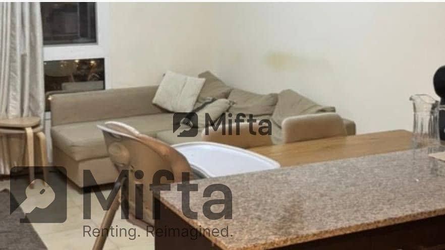 Furnished Studio Converted | Clean Cozy | Remraam