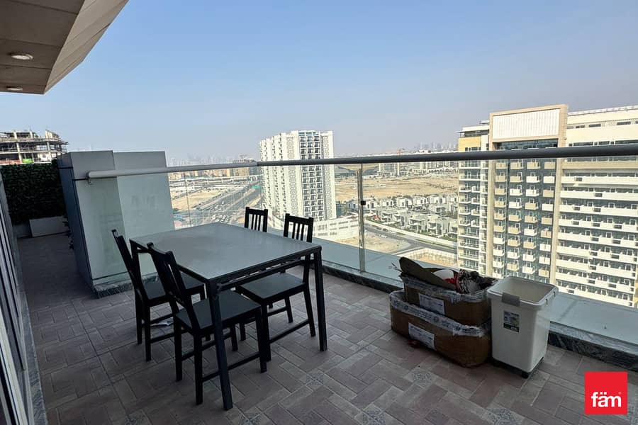 Exclusive | Near Metro | Spacious | High Floor - Image 21