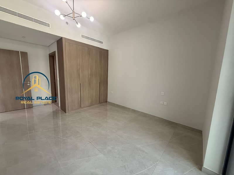 CHILLER FREE -BRAND NEW -MAIDS ROOM -KITCHEN APPLIANCES-PRIME LOCATION -READY TO MOVE