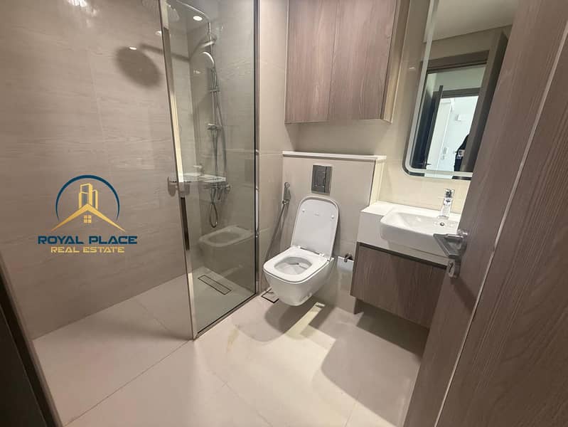 CHILLER FREE -BRAND NEW -MAIDS ROOM -KITCHEN APPLIANCES-PRIME LOCATION -READY TO MOVE - Image 12