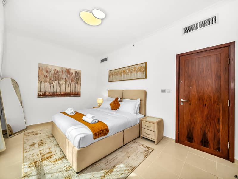 Burj and Fountain view / Furnished / huge layout / 2 bedroom / Downtown Prime Location - Image 10