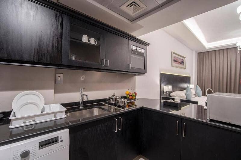 Very Clean Studio| Near Metro|All Included| Vacant - Image 7