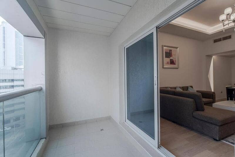 Very Clean Studio| Near Metro|All Included| Vacant - Image 10