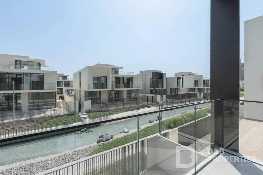 Classic | Central Location | Lagoon View