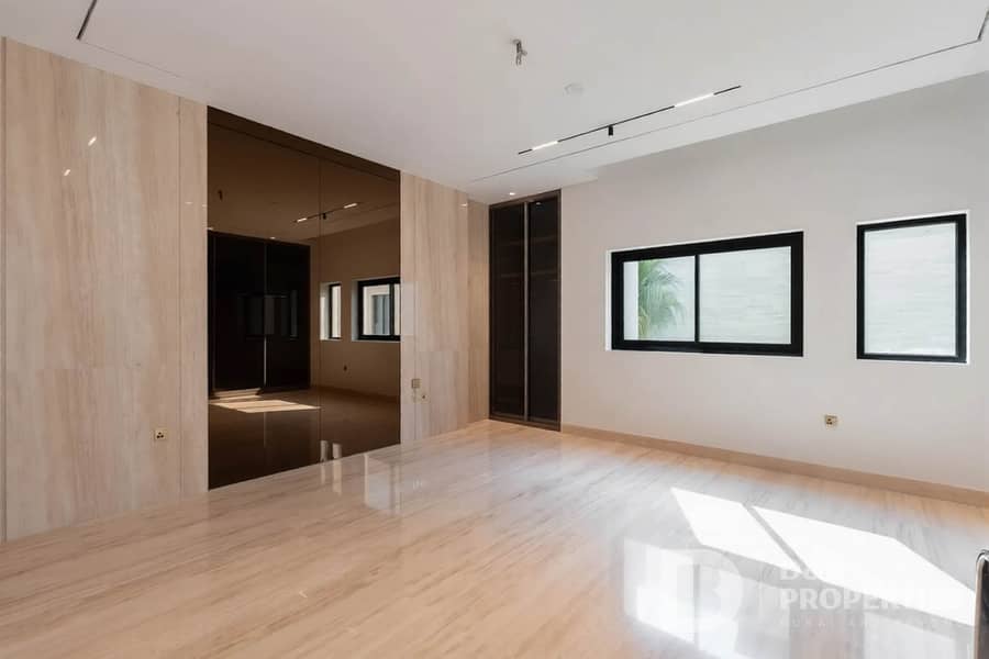 Classic | Central Location | Lagoon View