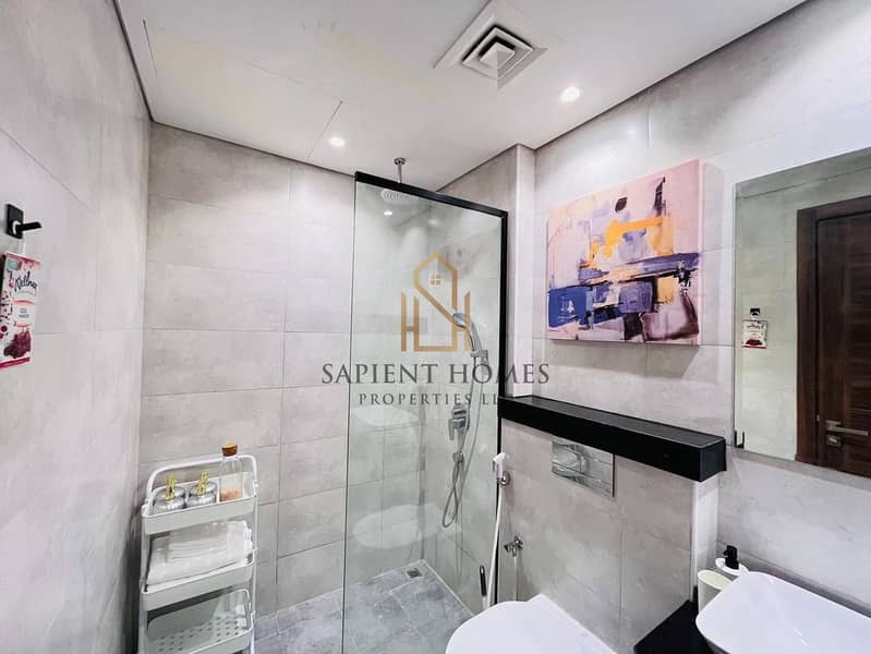 Modern Furnished ! Ready to Move ! Balcony