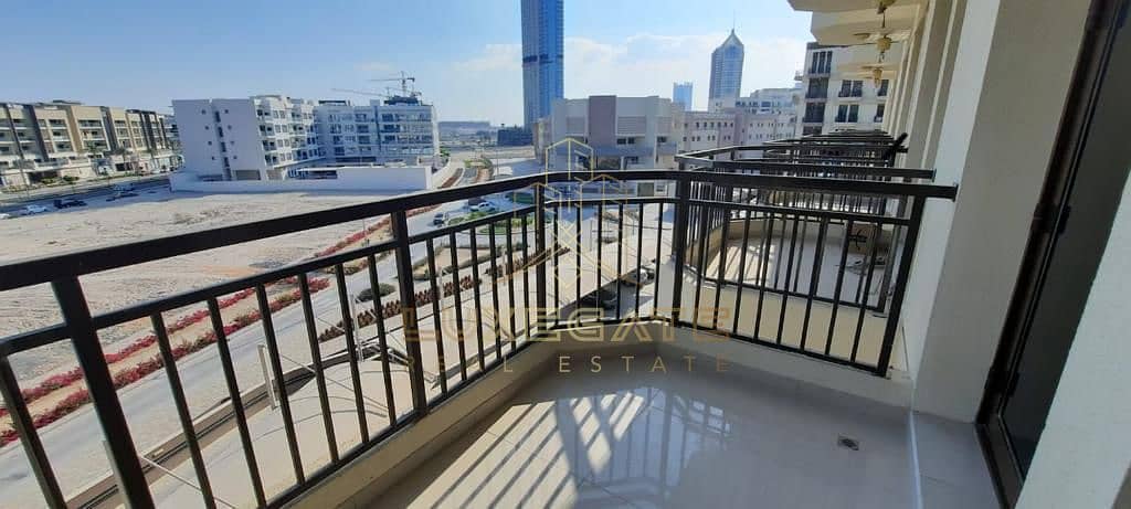 Fully Furnished | Amazing View | Ready to Move - Image 10