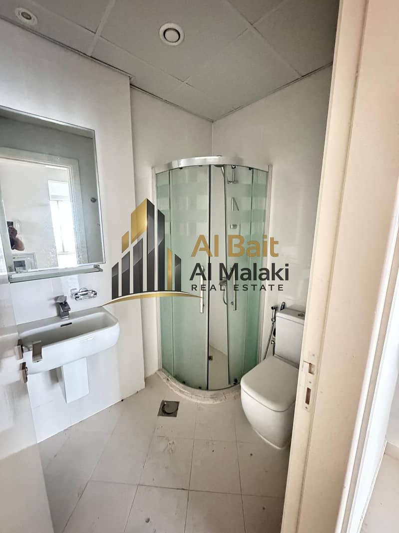 Two bedrooms and a living room in Al Majaz 3 with the latest views and anew tower. Apartment for rent in Sharjah, ready to move in immediately, in a