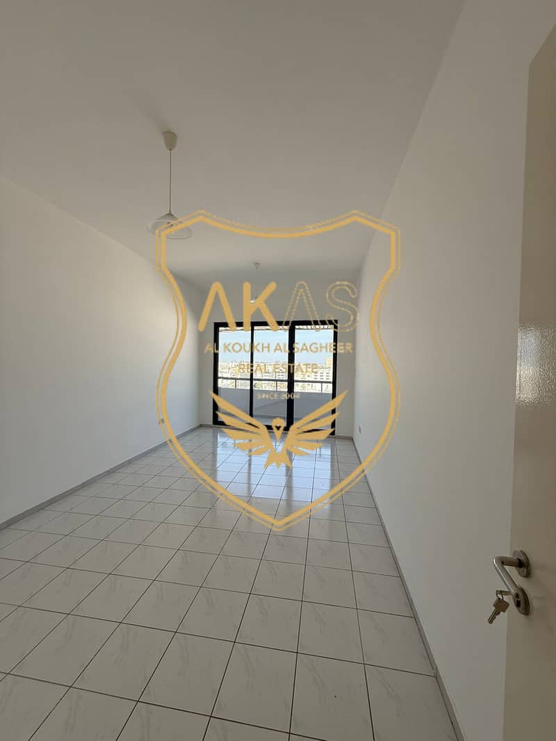 Chiller Free ,Big Space , No Bills Stress ,Smooth Payments, 1 Mins walk from Metro - Image 7