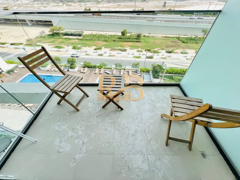 Cozy Furnished Studio || Middle Floor || Amenities View || Ready to Move