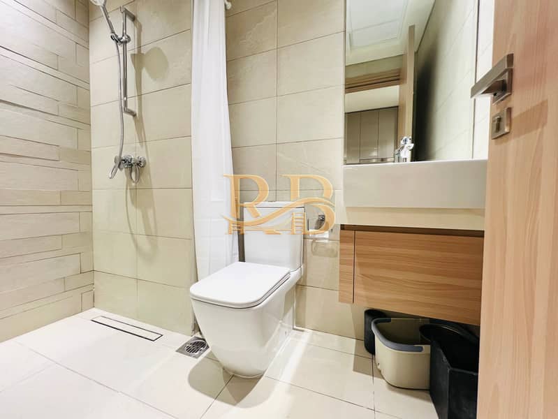 Cozy Furnished Studio || Middle Floor || Amenities View || Ready to Move - Image 6