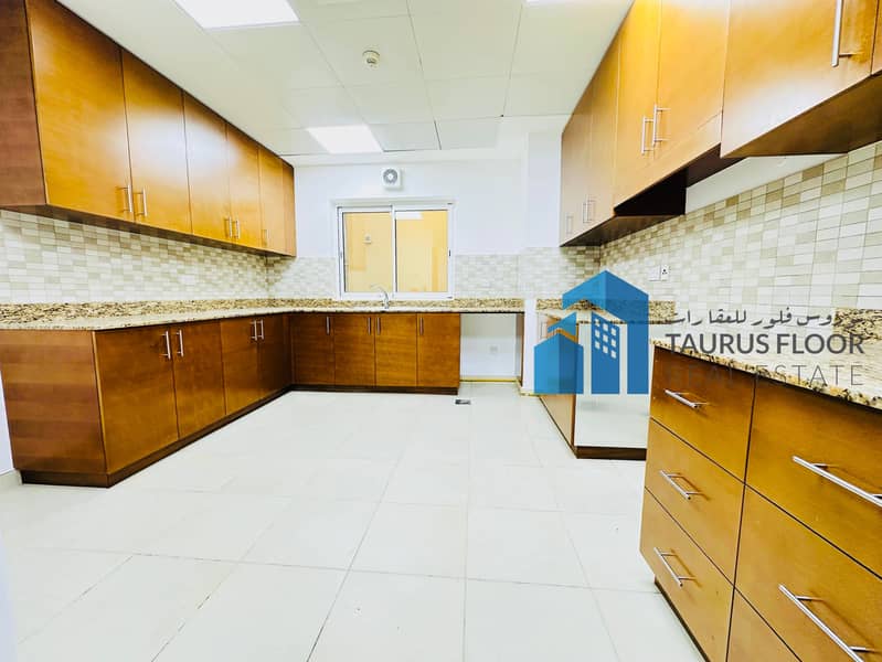 Elegant Spacious 2bhk with Maidroom Pets Friendly Kids Play Area - Image 9