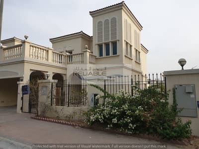 Live in Meditrainian style villa with Biggar Garden| 2 BR with maid Live in Meditrainian style villa with Biggar Garden| 2 BR with maid