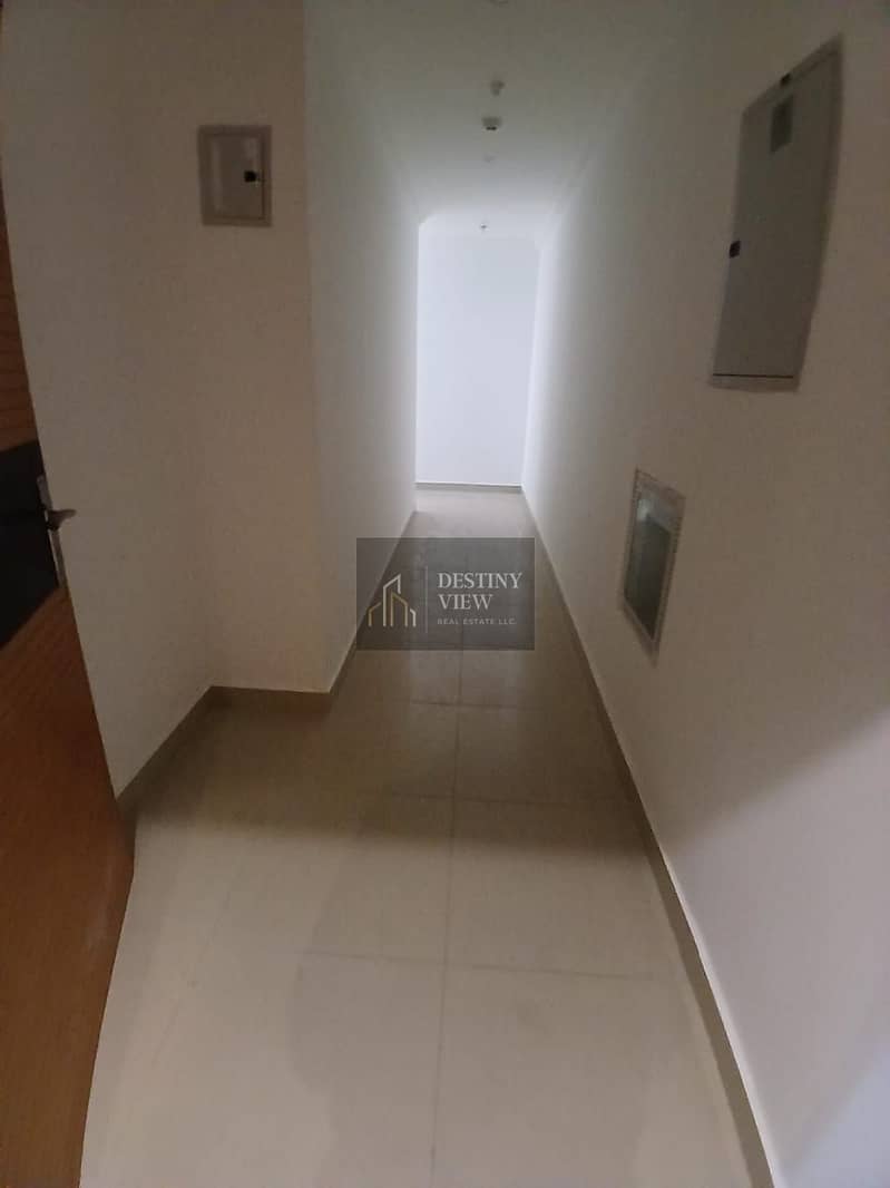 11 64460. jpg