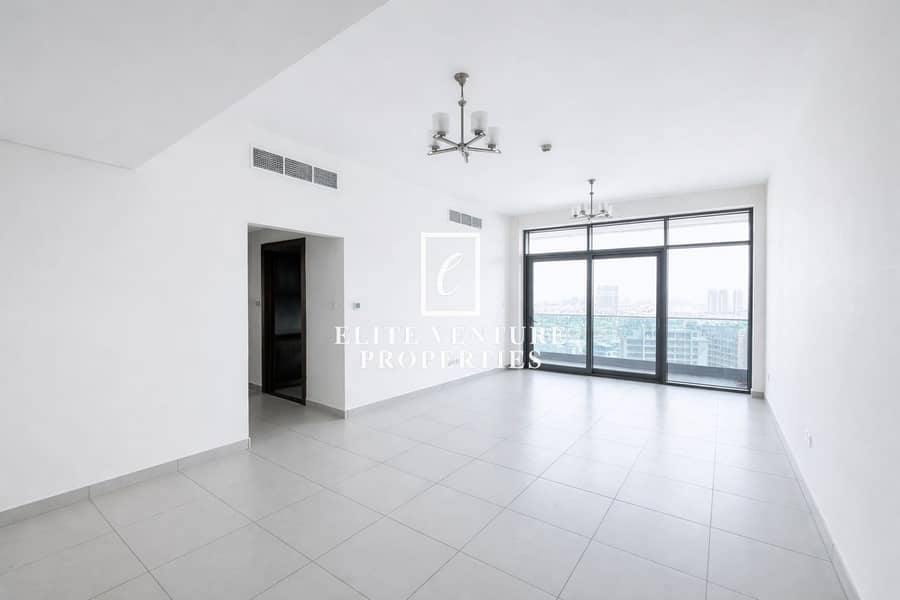 CLOSED KITCHEN | SPACIOUS | PRIME LOCATION