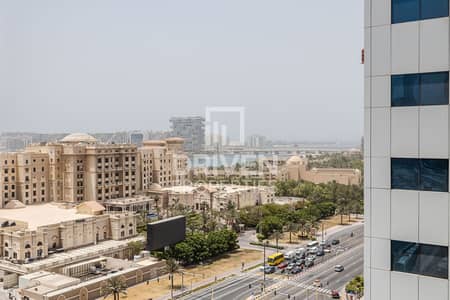 3 habitaciones Apartamento para en Alquiler en Dubai Marina, Dubai - Apartamento en Dubai Marina，Ocean Heights, 3 dormitorios, 165000 AED - 14655975