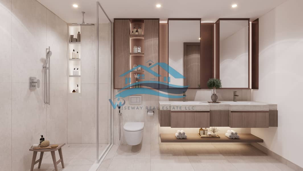 10 The Hillgate - bathroom. jpg