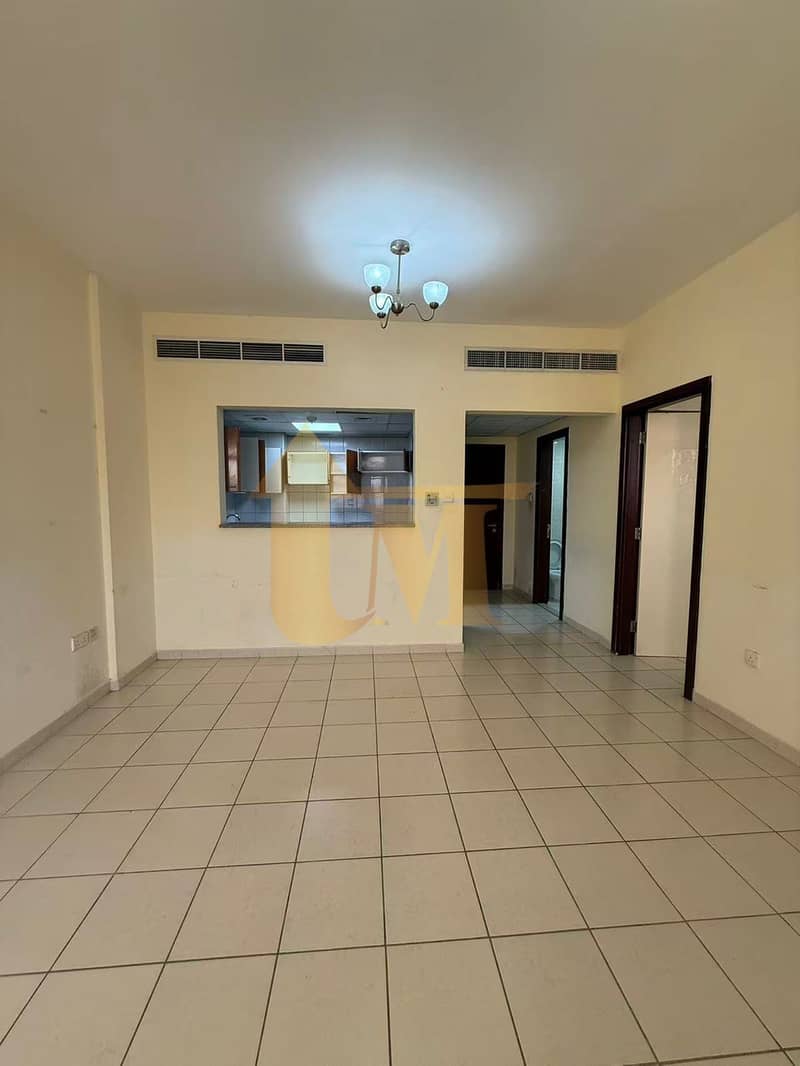 1BHK with BALCONY for RENT in China Cluster