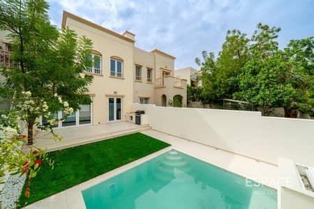 فیلا 3 غرف نوم للبيع في الينابيع، دبي - فیلا في الينابيع 15،الينابيع 3 غرف 4350000 درهم - 14657063