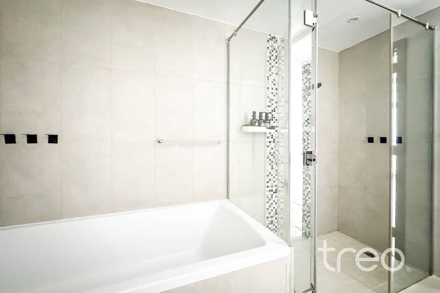 6 609 Bellevue Towers-1 Bellevue Towers - 14. jpg