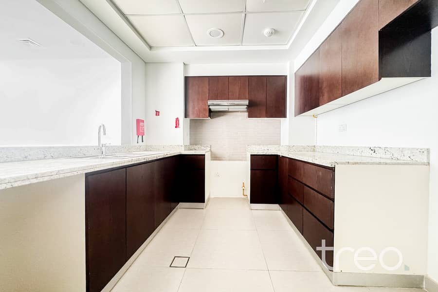 12 609 Bellevue Towers-1 Bellevue Towers - 7. jpg