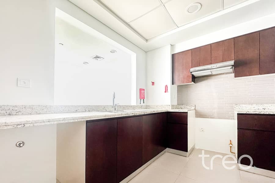 14 609 Bellevue Towers-1 Bellevue Towers - 5. jpg