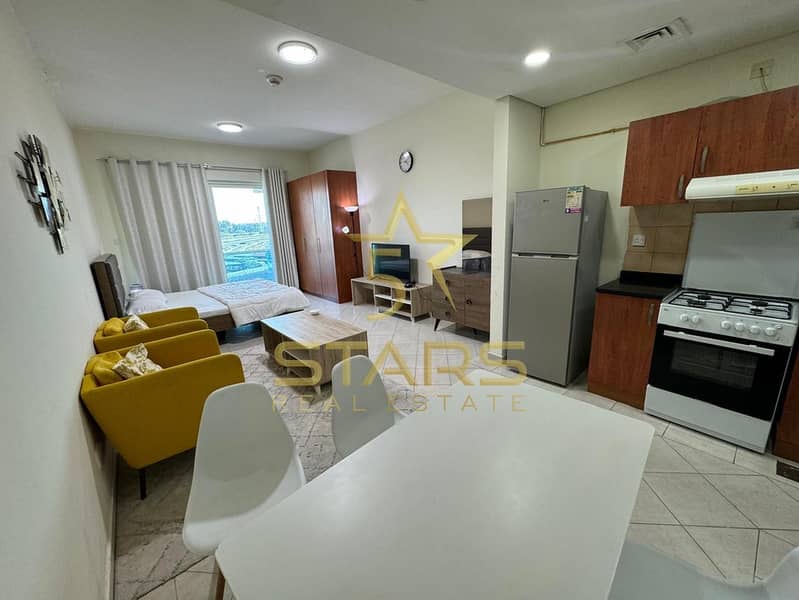 Fully Furnished | High Floor | Skyline View | Reay To Move