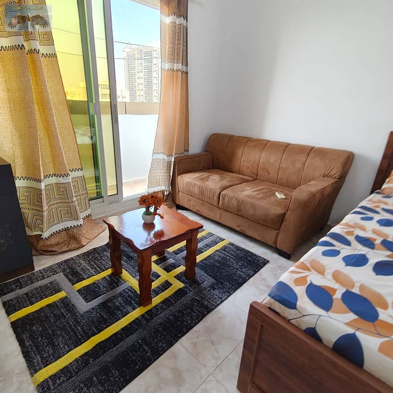 Furnished studio with separate kitchen and balcony overlooking the sea – in a prime location and close to amenities
