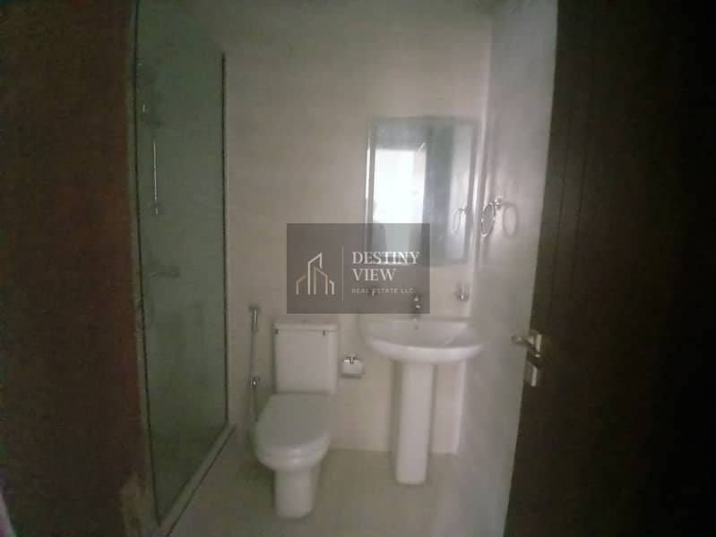 12 16686. jpg