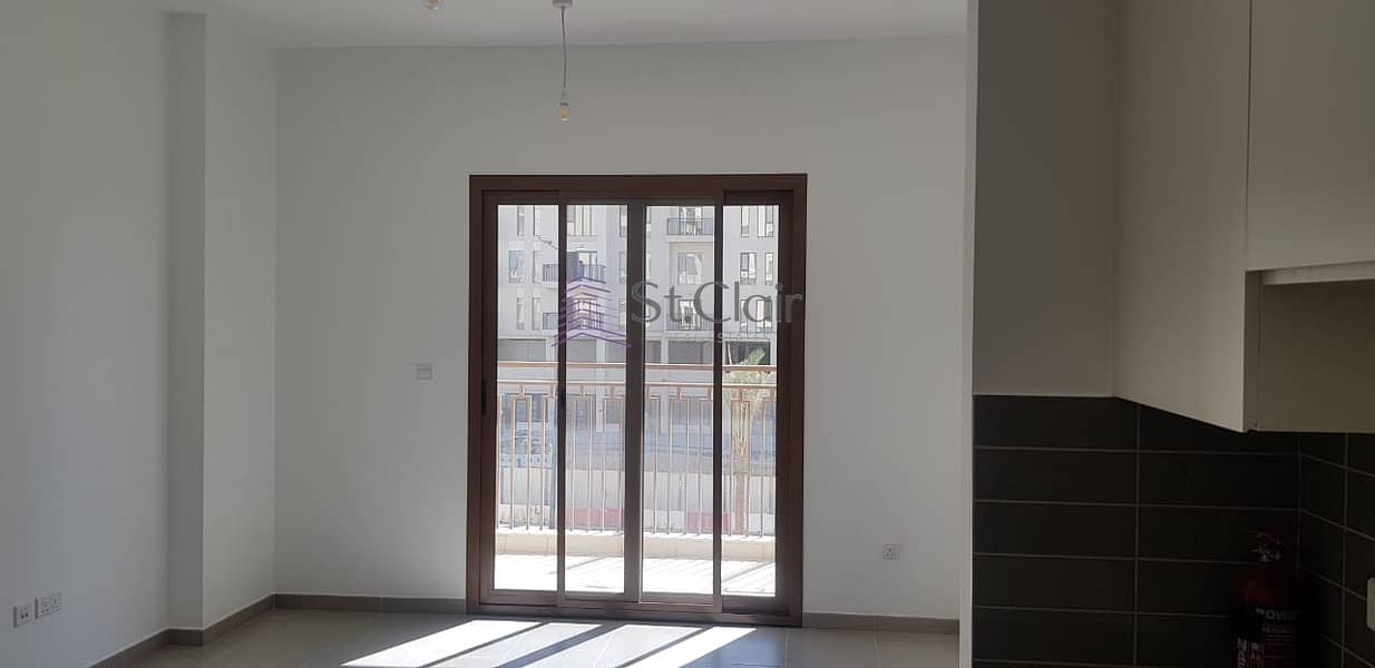 3 Swimming Pool View | Middle Floor | Brandnew
