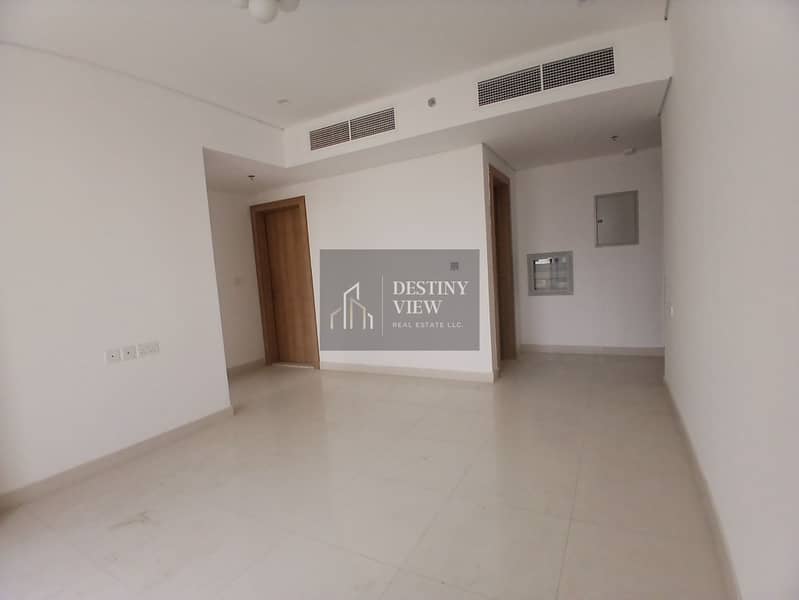 2 13684. jpg