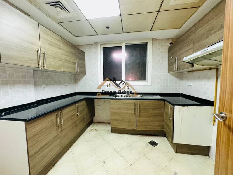 2BHK+Maid room_ Close to School & Bus station