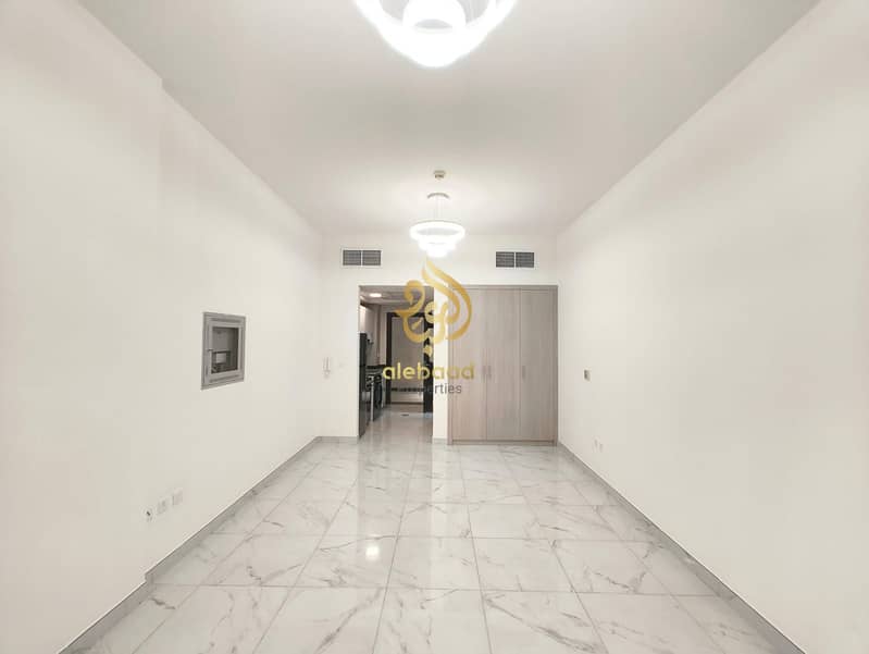 Luxurious | All Amenities | Huge Size