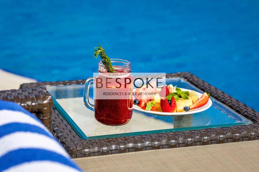 11 Swimming Pool with Drinks and Fruits. jpg