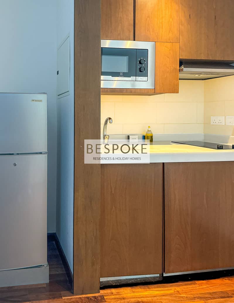 12 Studio Sea View Kitchen. jpg