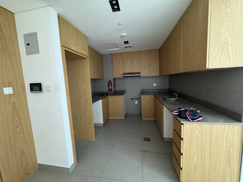 Hot Deal | 1BHK | 2 Balconies | 2 Washrooms | Pool View