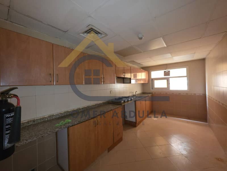 Biggest 1bhk With Huge Balcony Near Madina Shopping Centre Only 36k