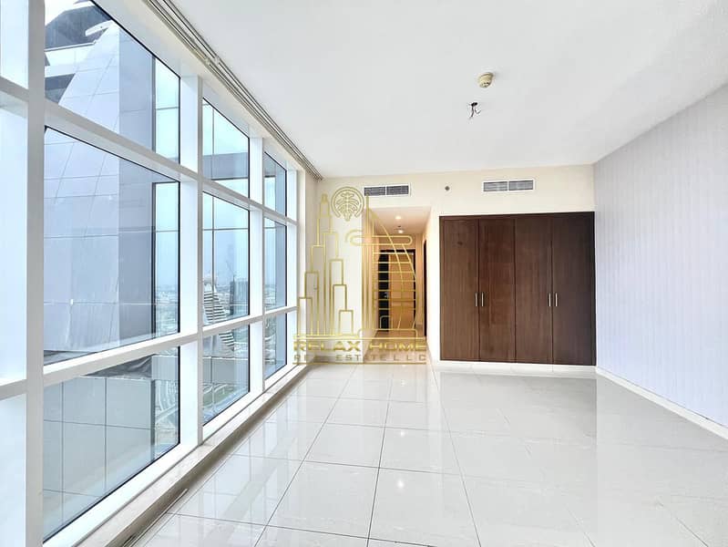 Spacious 2BHK | Store Room | Gym & Pool | Near Metro