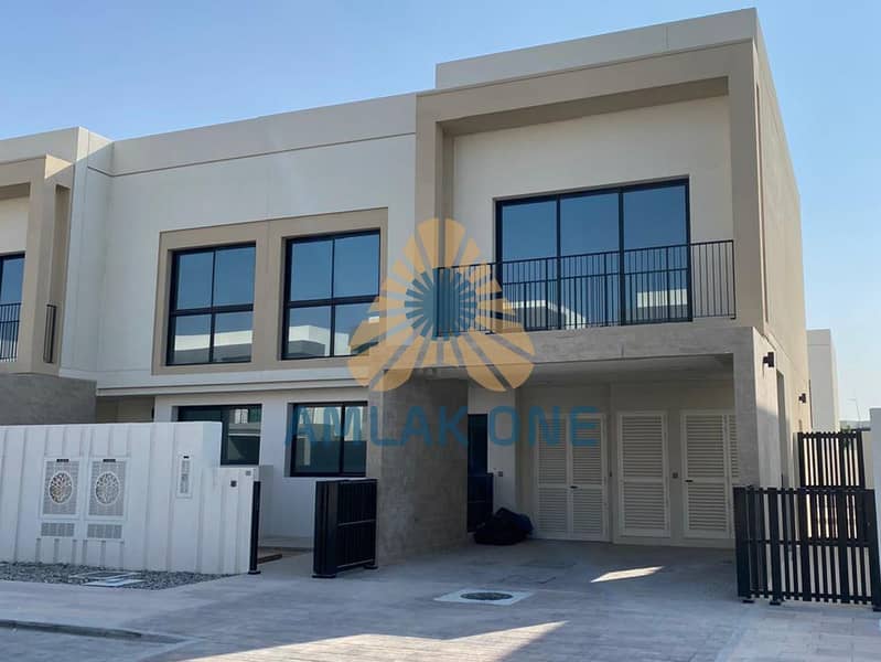 Modern Design| Prime Community| Large Backyard