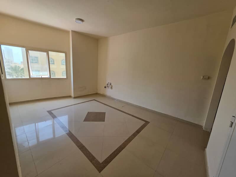 Excellent location, families, near Ajman Corniche, payment facilities, parking under the building, maintenance by the owner