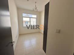 شقة في بناية اليرموك،كيو بوينت،ليوان 1 غرفة 580000 درهم - 14649007