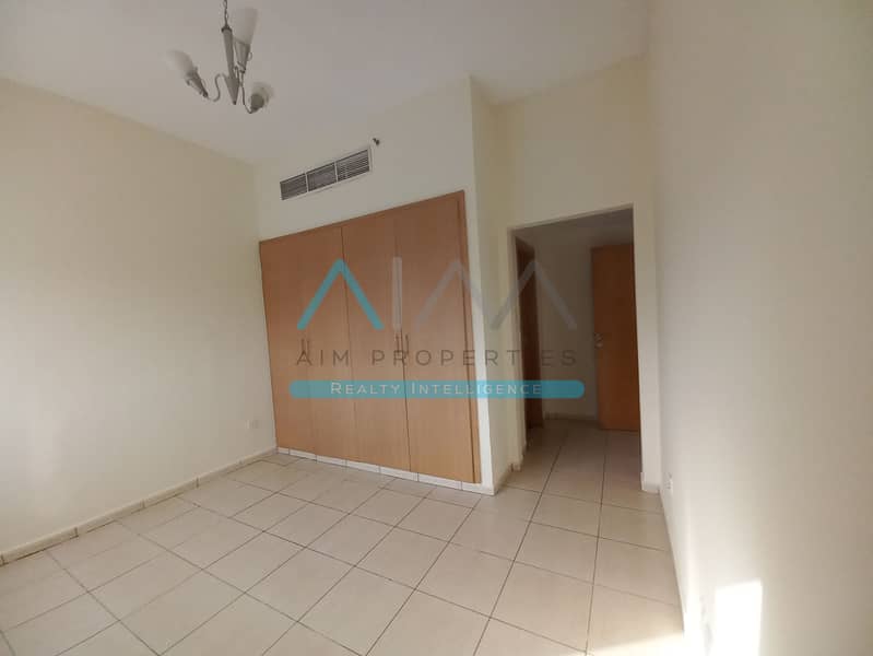 1 Bedroom Apartment | Axis 5 DSO | Community View