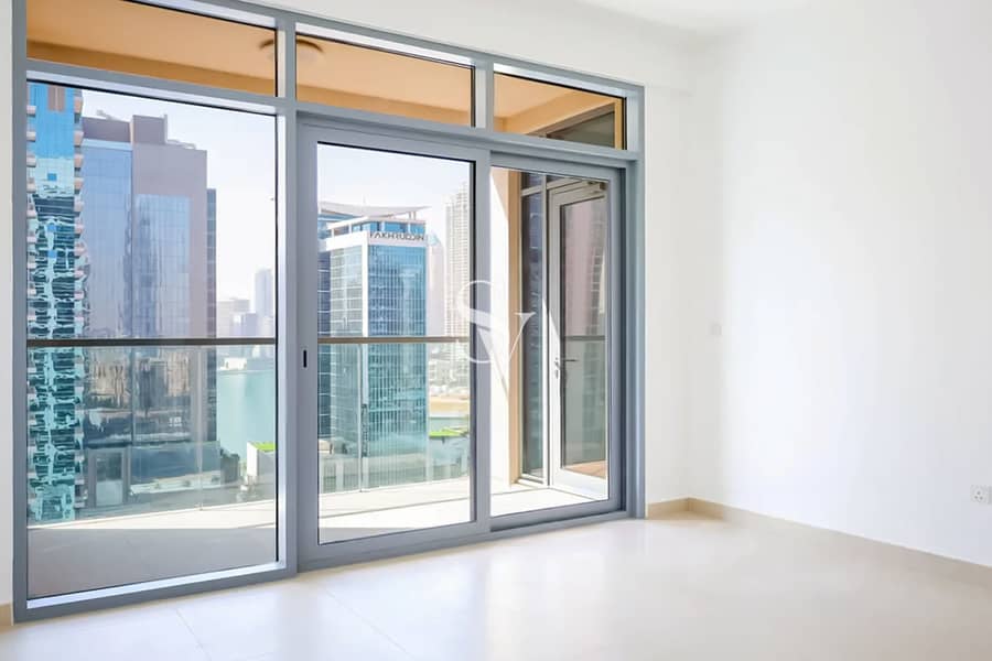 Spacious| Canal View| Slightly Negotiable