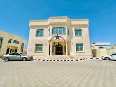 فیلا في فلج هزاع 6 غرف 140000 درهم - 14664103