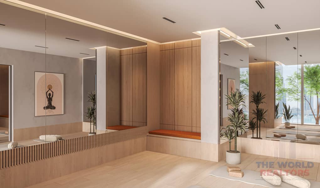 10 Beverly Grande yoga zone(1). jpg