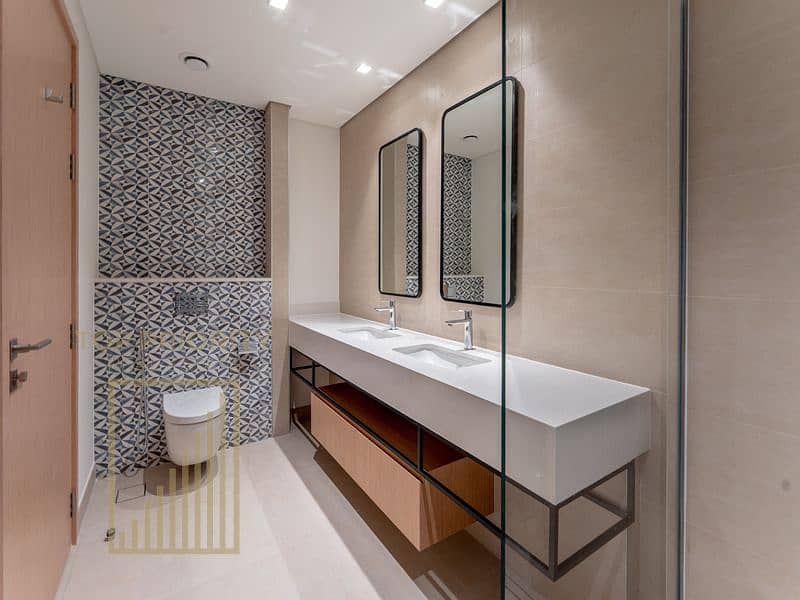 17 Emaar 2bhk-18. jpg