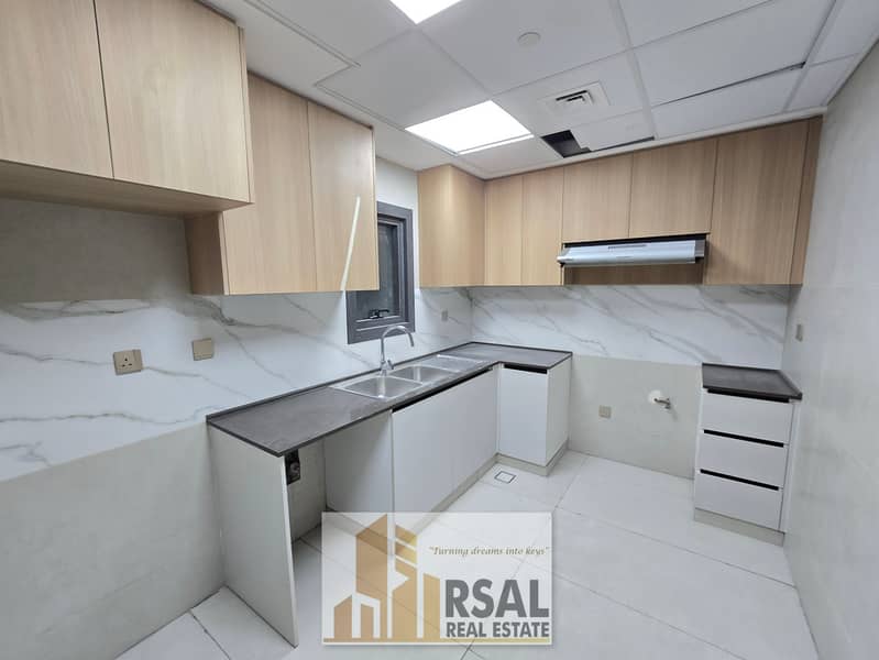 1-Month Free Offer Modern Finishes Luxury 1-BHK Apartment With Balcony With Wardrobes Family Building Easy Access Dubai