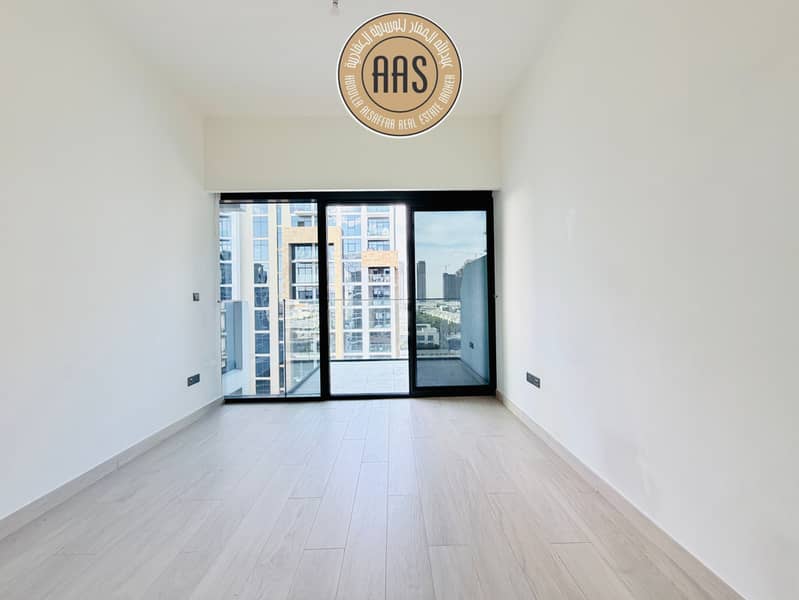 Amazing View | Chiller Free | Spacious layout | 4chqs |